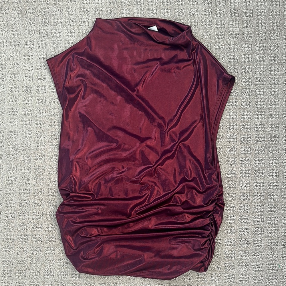 Sleek Burgundy Sleeveless top M